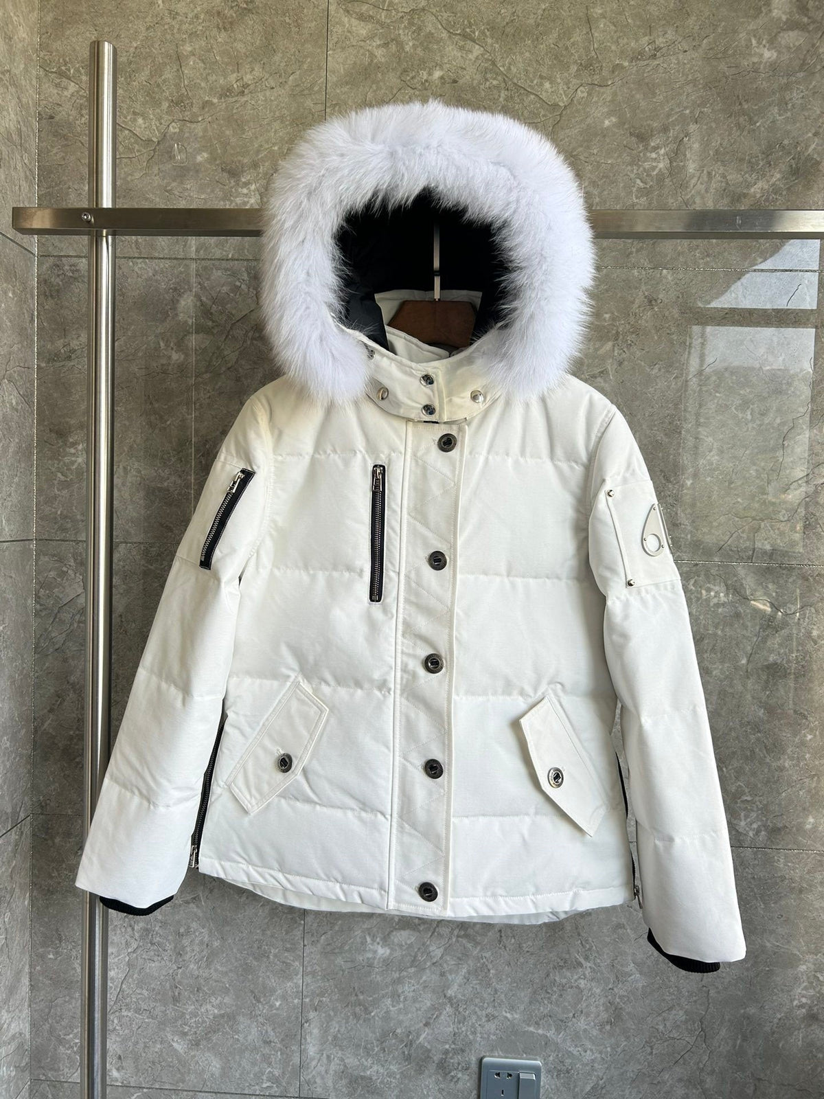 Fur-Hood Puffer Jacket