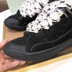 Viral Lace Black Sneakers
