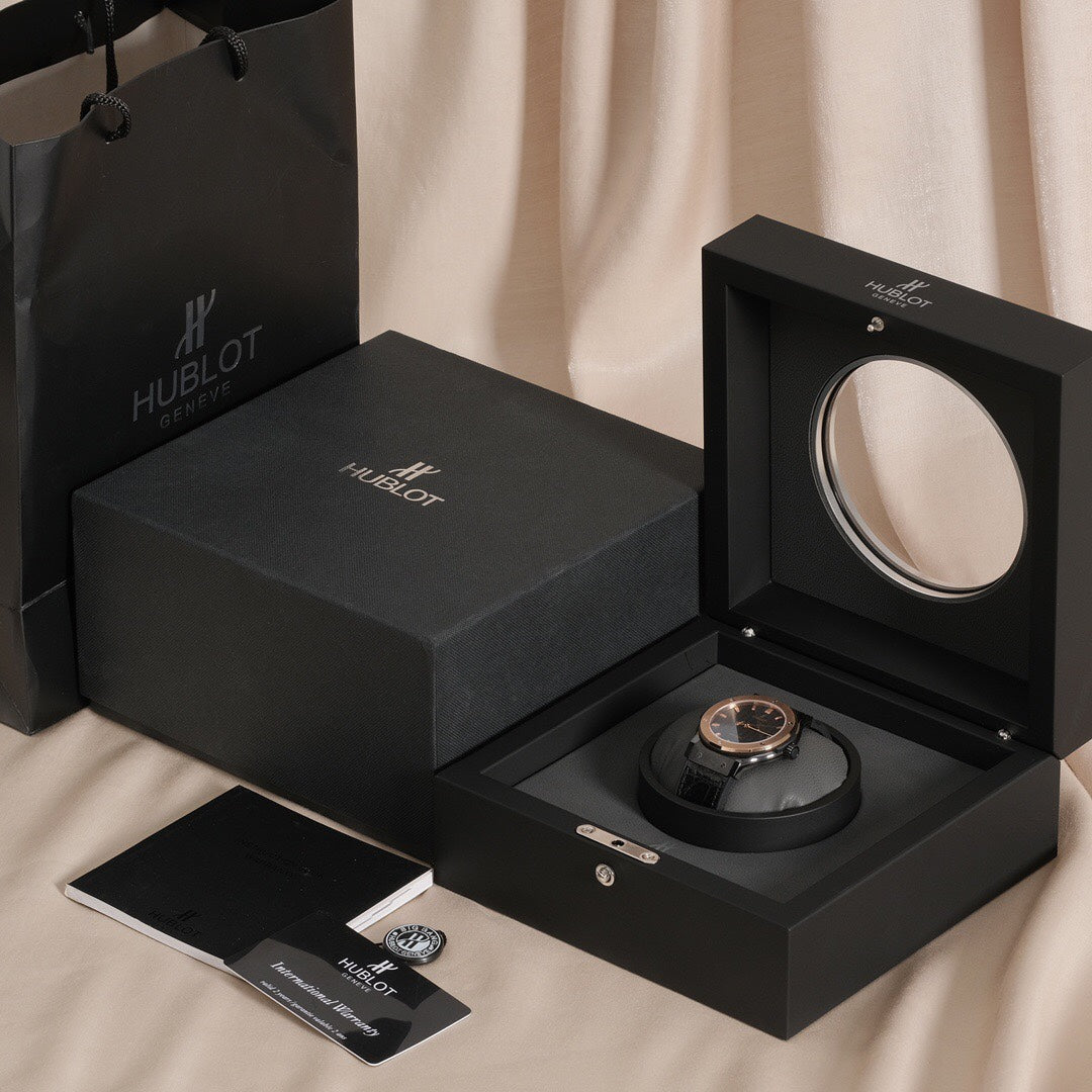 Black Carbon Dial Rose Gold Watch 42 mm