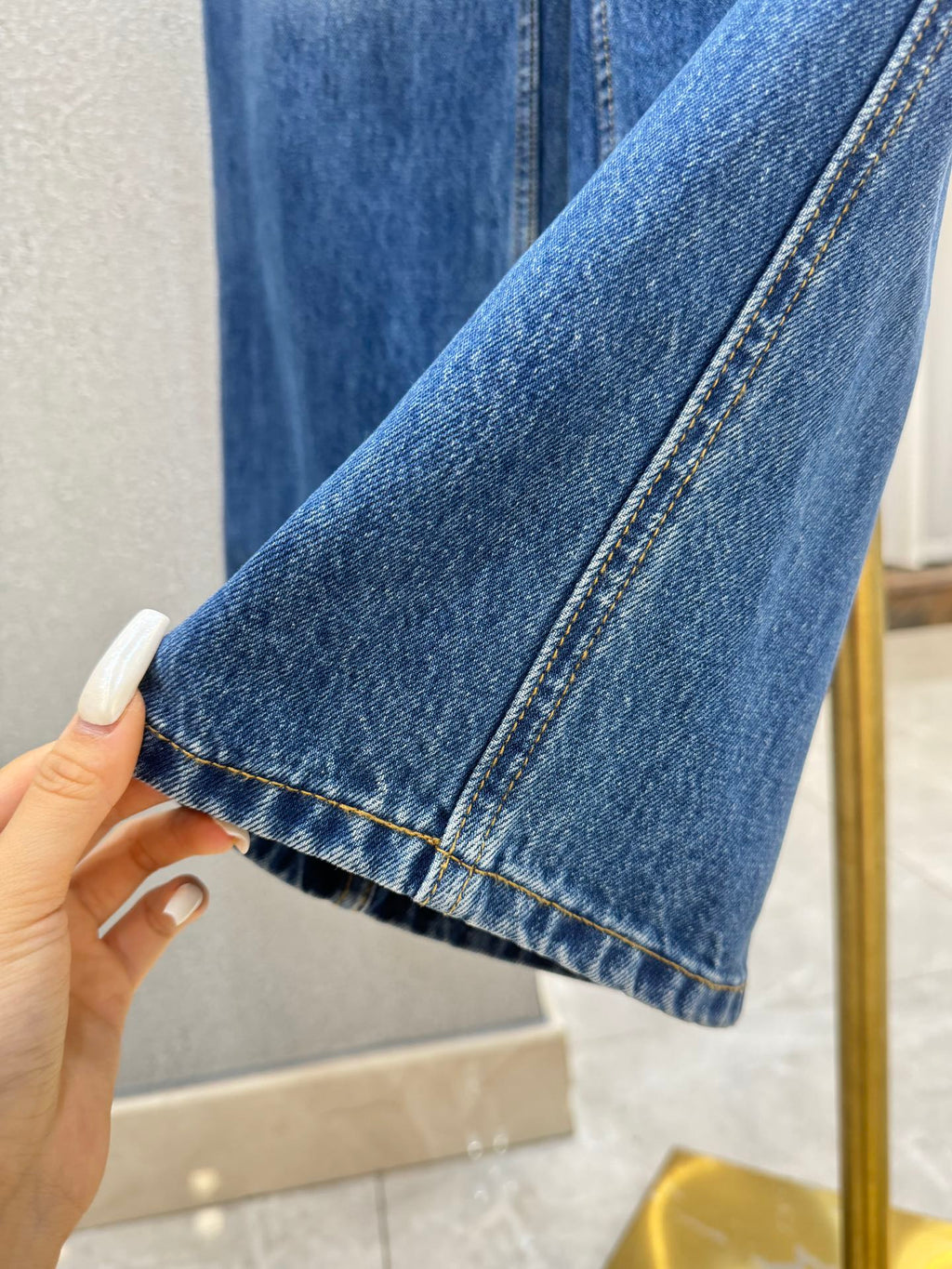 Straight Leg Denim Jeans With Leather Patch